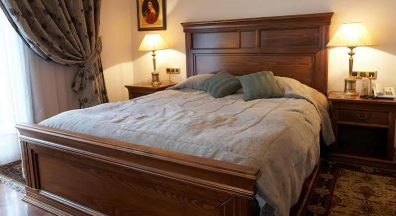 Aeton Melathron Hotel Trikala  Ngoại thất bức ảnh